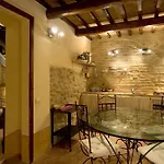 L'arco Romanico Appartement *